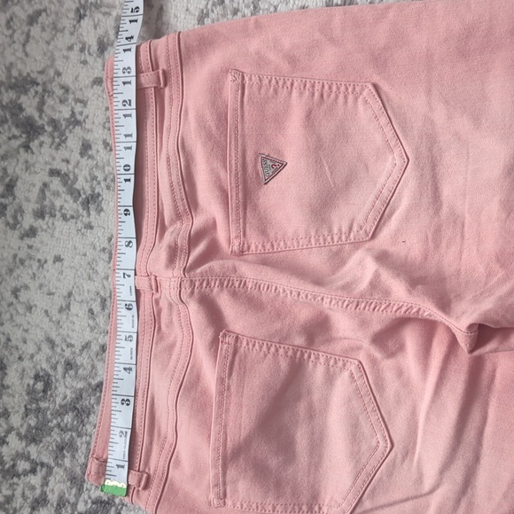 ✨ 2 for $25 GUESS Pink cropped pants | size 28 - Picture 5 of 5
